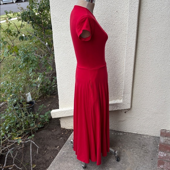 Reformation gorgeous red stretchy dress with great deep pockets - Picture 3 of 10